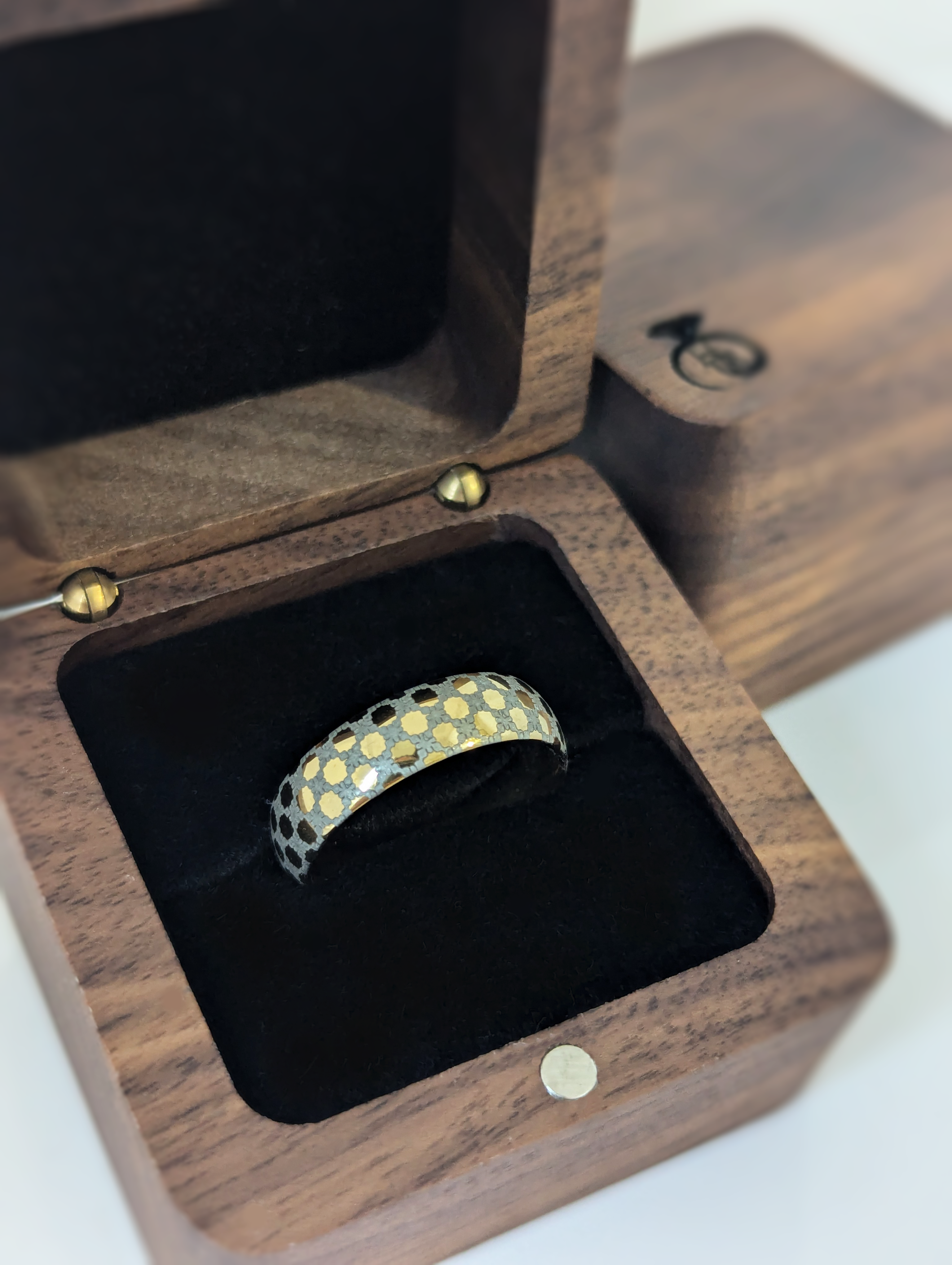 Golden Mosaic | Gold Tungsten Ring