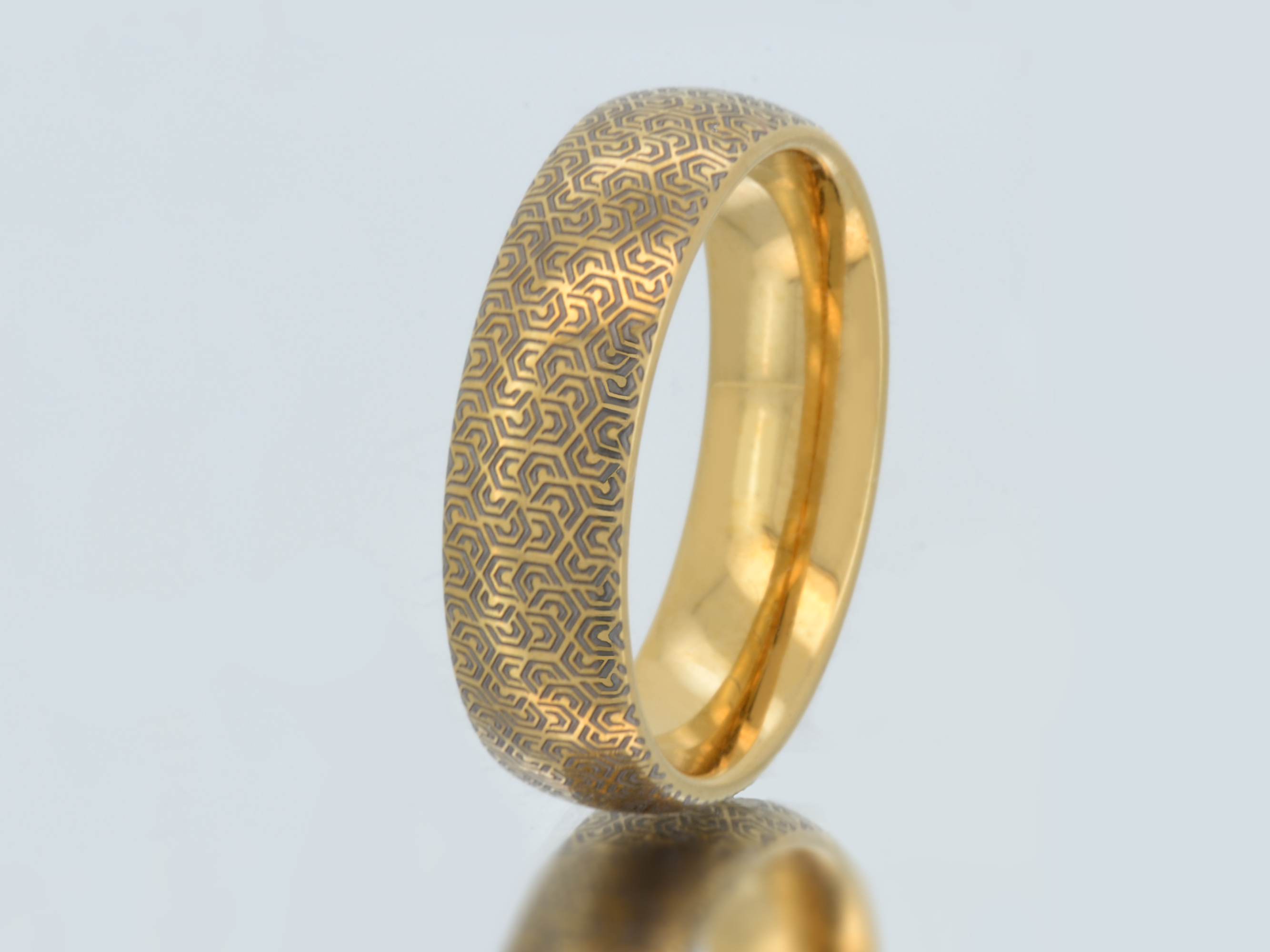Hexa Maze | Gold Tungsten Ring