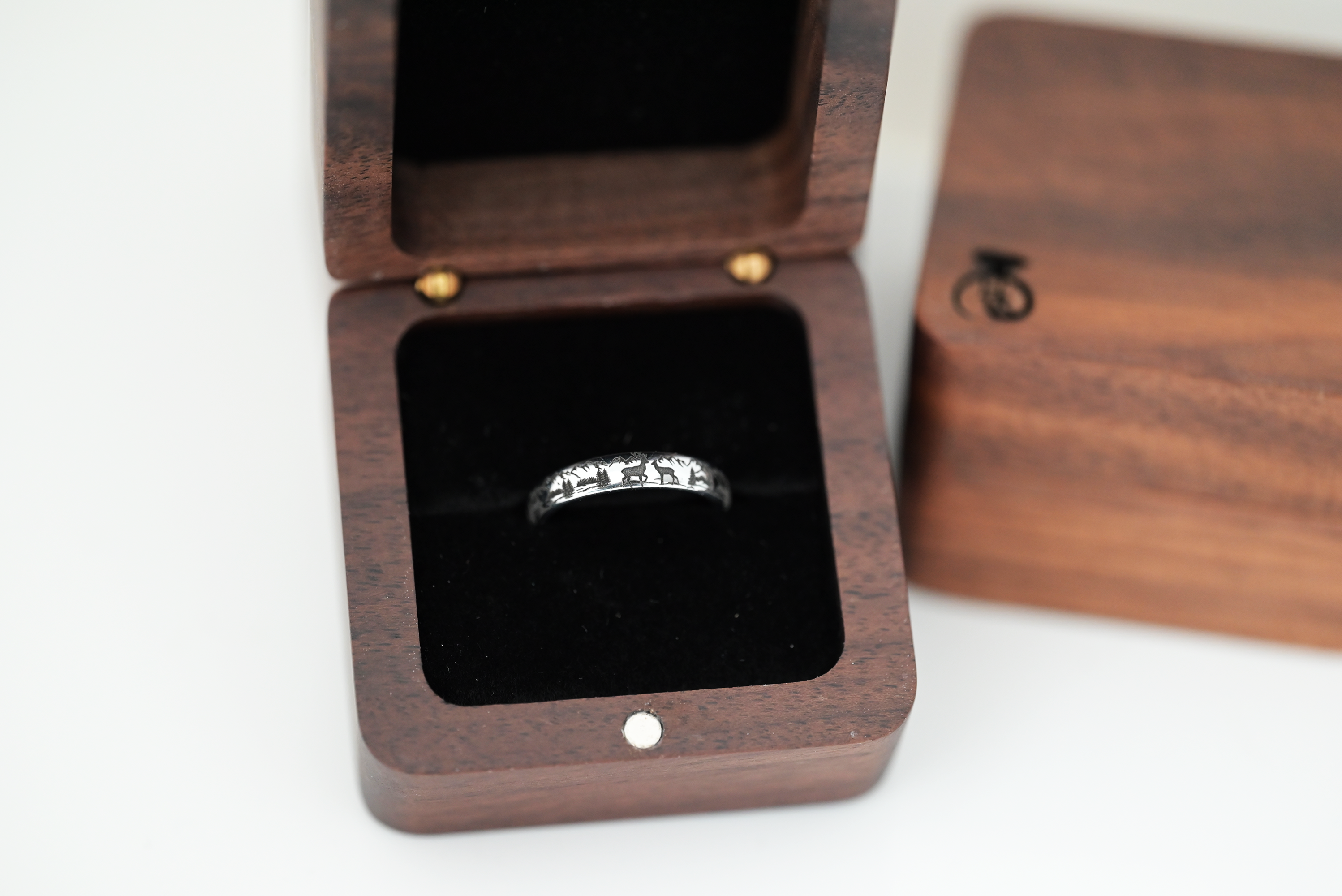 Whispering Wilderness | White Gold Tungsten Ring
