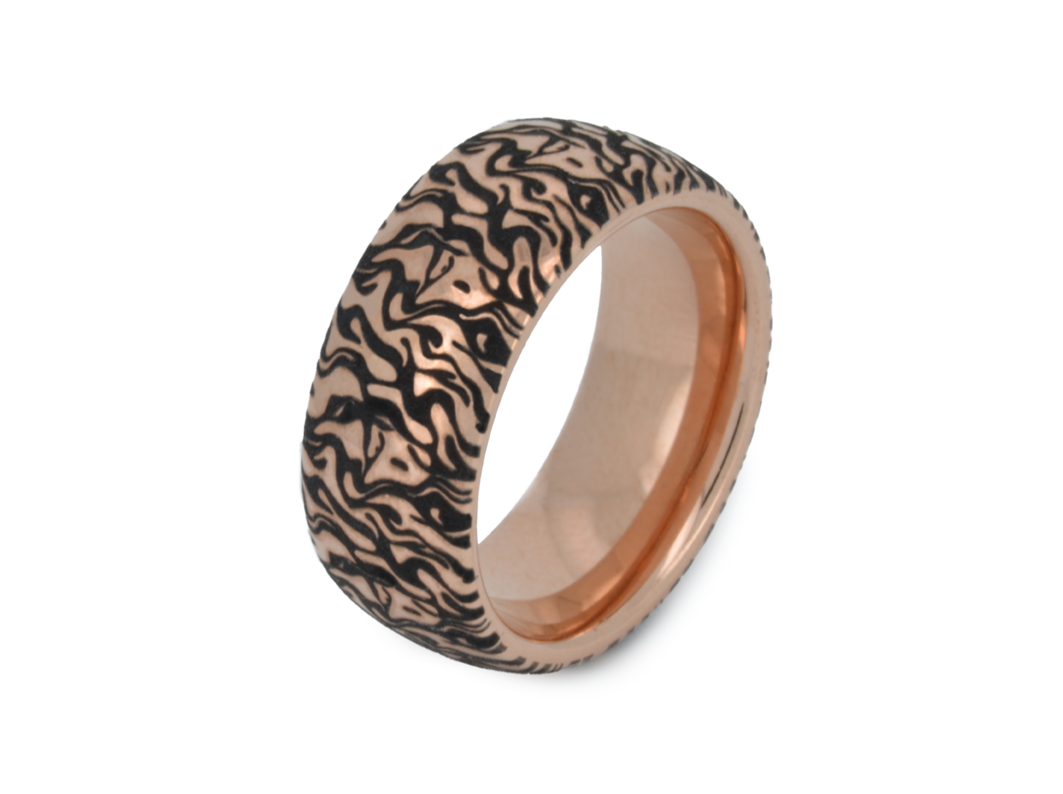 Elegant rose gold tungsten ring with unique nature inspired abstract fluidic artistic engraving, water liquid like pattern. Luxury anniversary wedding band for special occasion or engagement. Luxury promise ring for friend, girlfriend, mother, mom or granny. Ideal original personalized present for her and him.