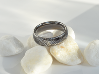 Pilvågorna | Vitguld Tungsten Ring