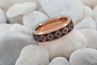 Tribal Pixels | Anillo de tungsteno oro rosa