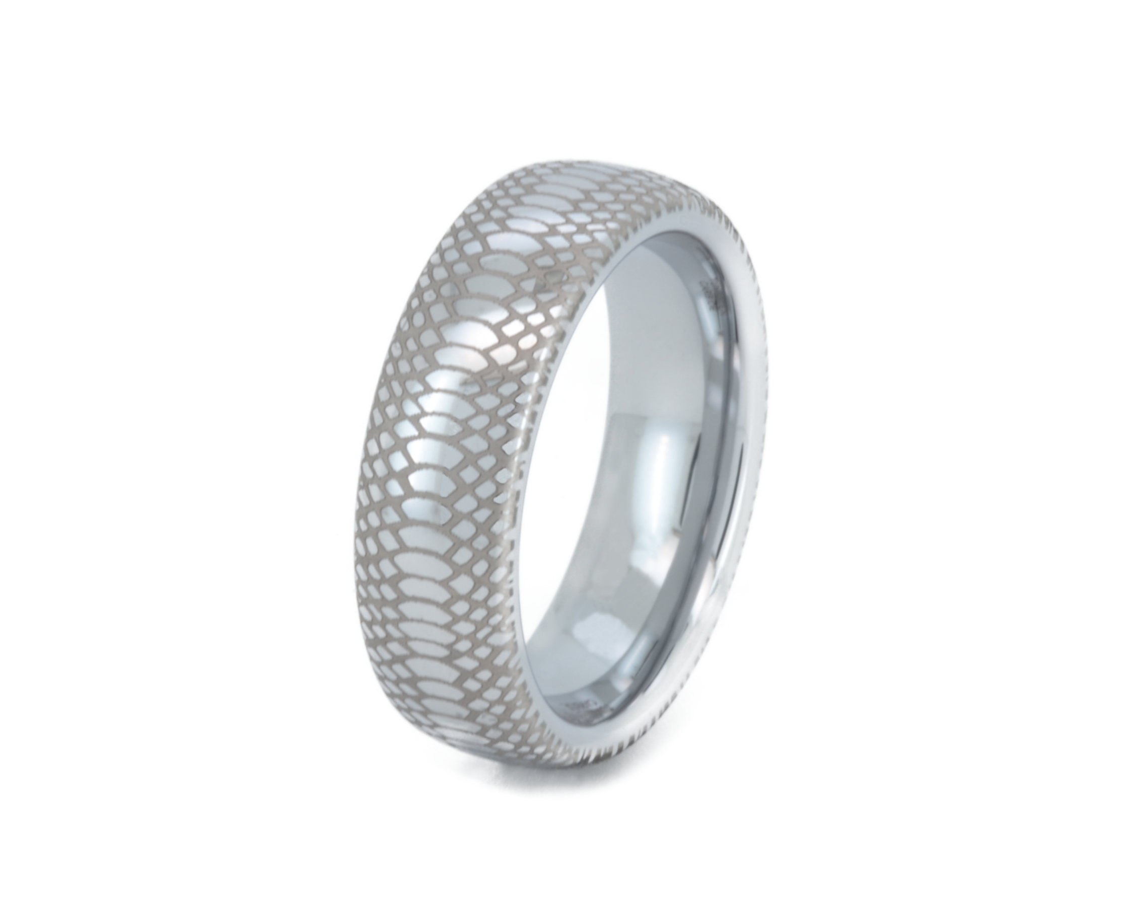 Serpente Eterno tungsten ring with intricate snake scale texture, polished silver finish, photographed on clean white background. Unique tungsten carbide jewelry for men and women.
