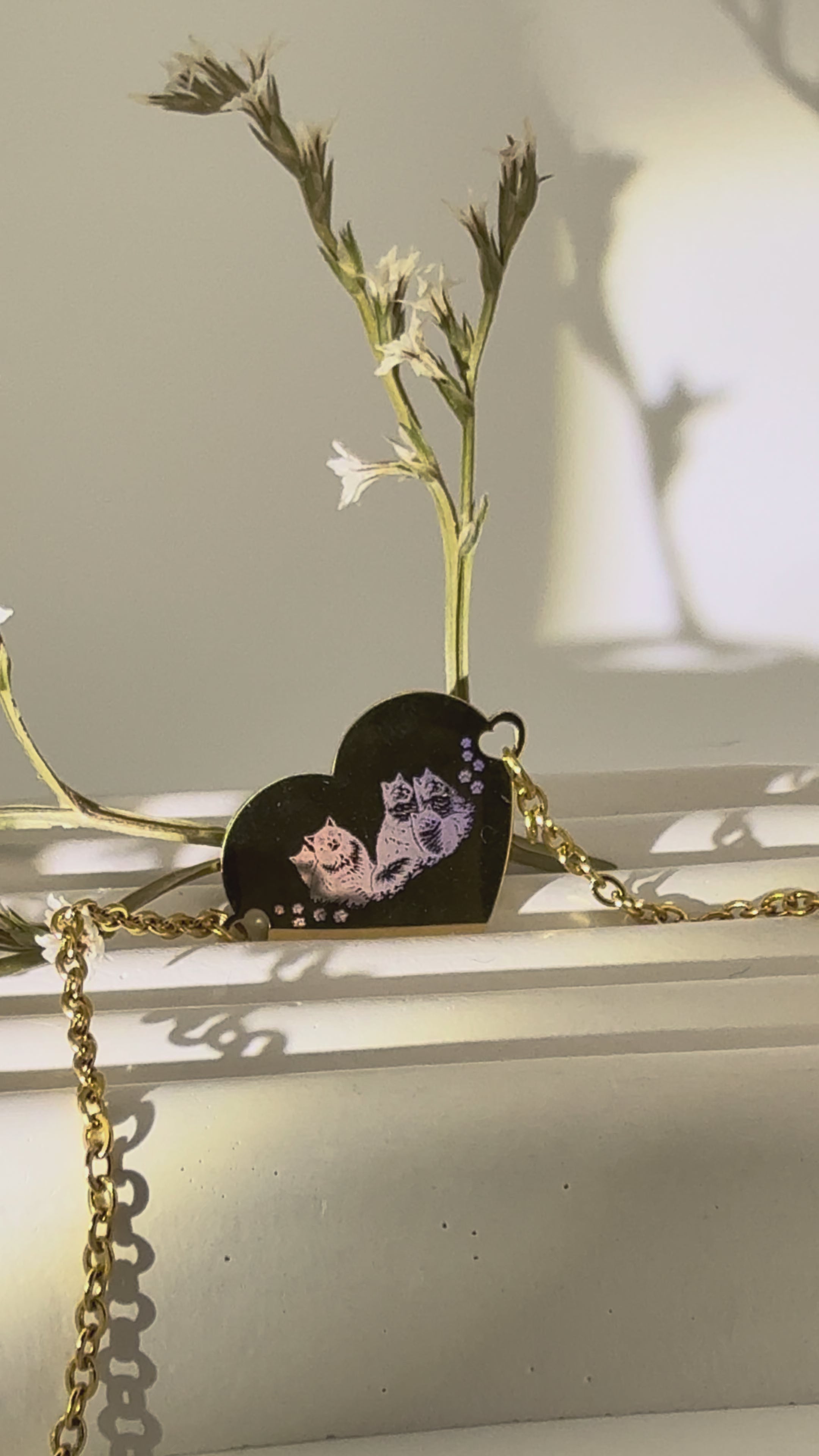 Video preview of the Custom Holographic Heart Bracelet showing the surface detail as the item moves.